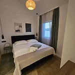Lux * Рогозница