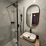 Lux Рогозница