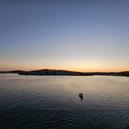 Lux Rogoznica (Sibenik-Knin)