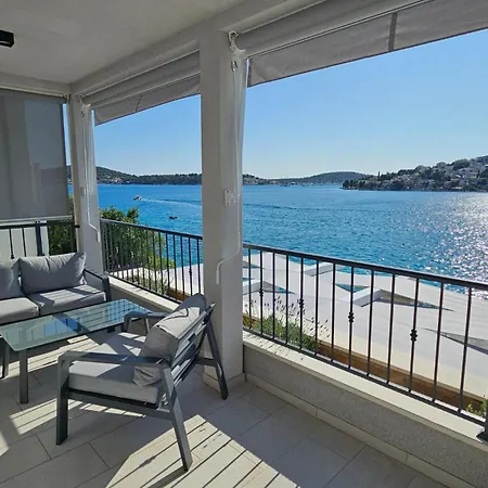 Διαμέρισμα Lux *