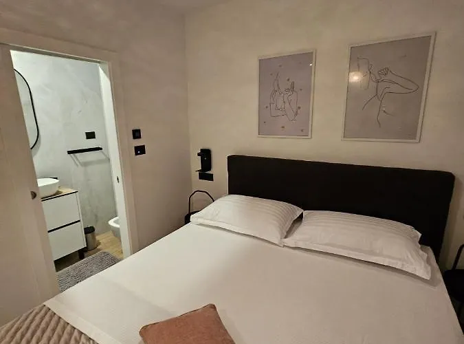 Lux * ロゴズニッツァ